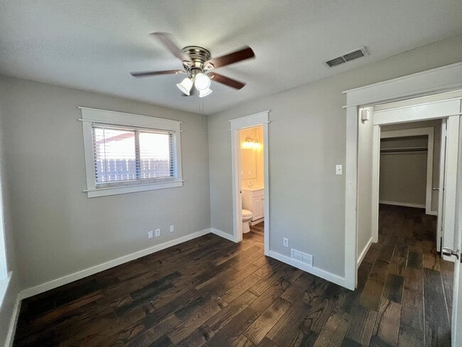 Building Photo - Application Received - **MOVE IN SPECIAL!*...