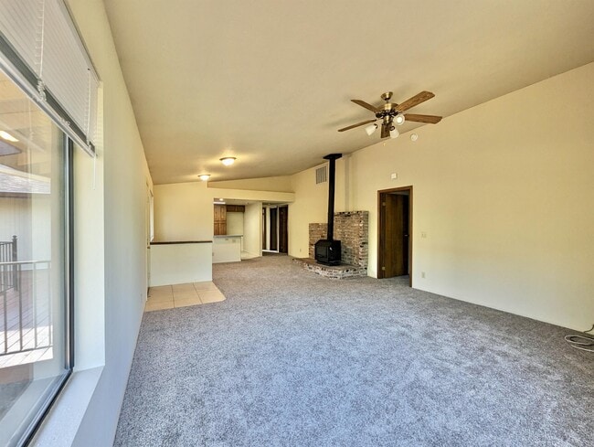 Building Photo - 16481 Tony Ct