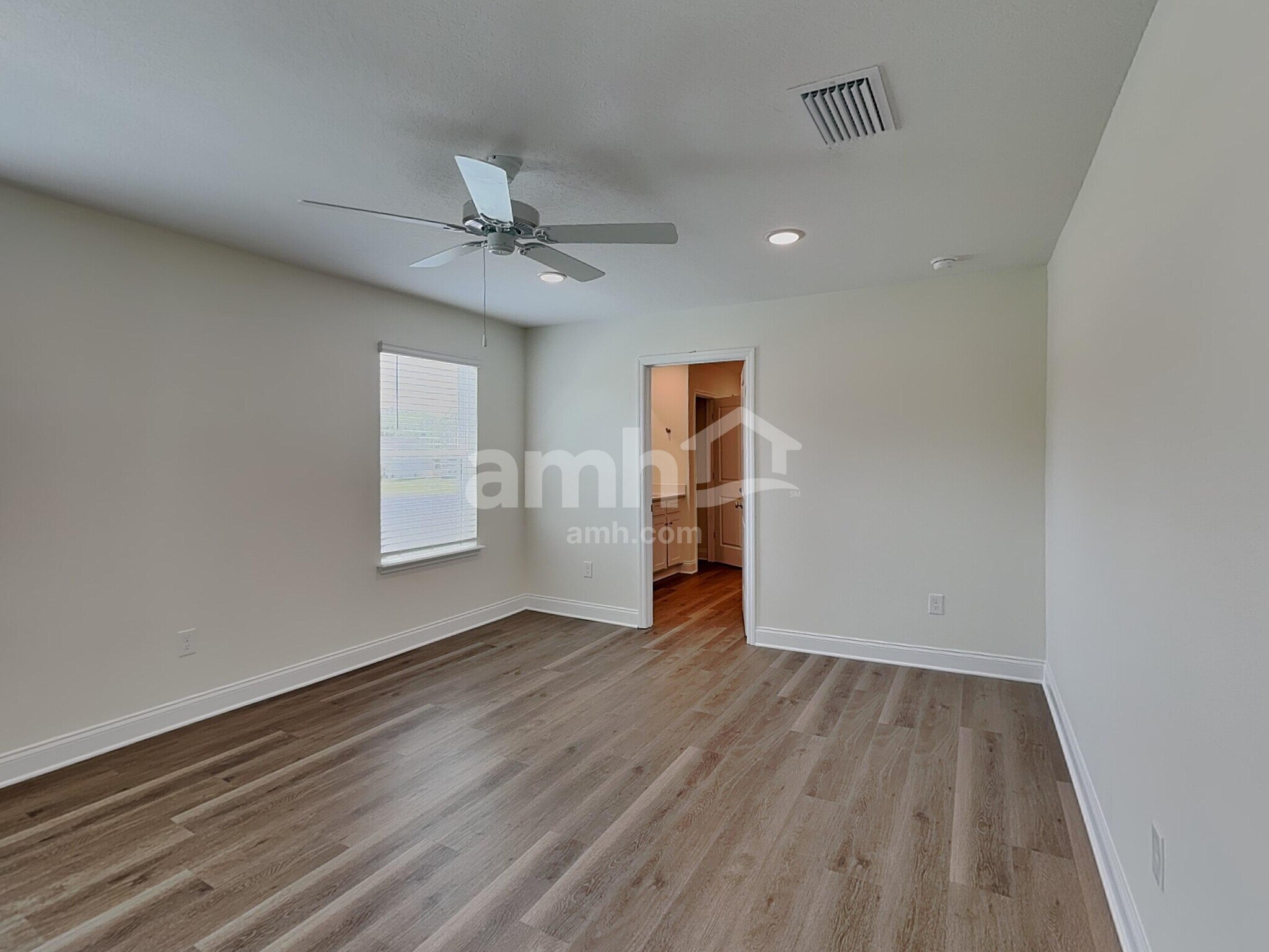 Building Photo - 5686 Dease Rd