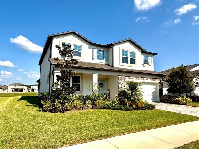 Building Photo - 12189 Nouveau Ave