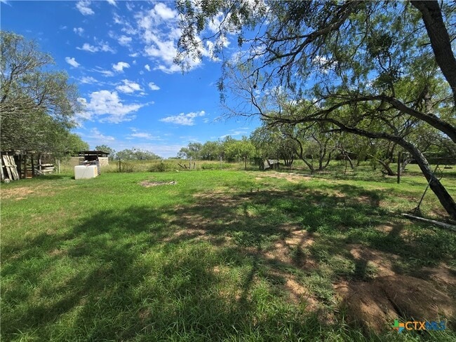 Building Photo - 761 Sheffield Rd