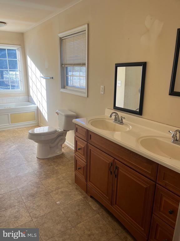 Building Photo - 20404 Gum Tree Rd