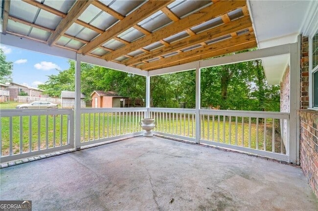 Building Photo - 39 Jim Ln SE