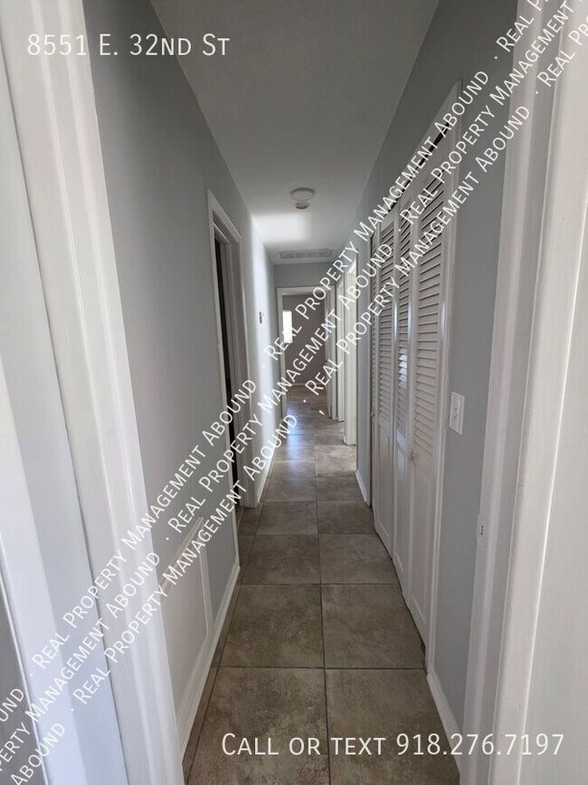 Building Photo - 8551 E 32nd St