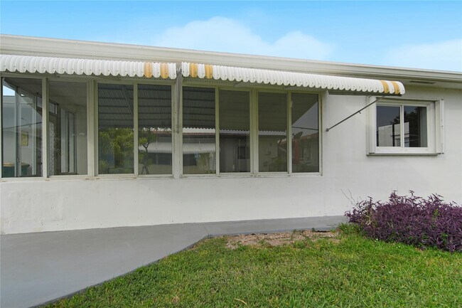 Building Photo - 4510 NW 49th Dr