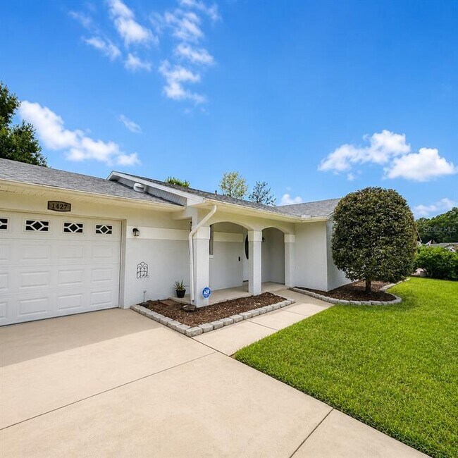 Building Photo - 1427 Benwick Way