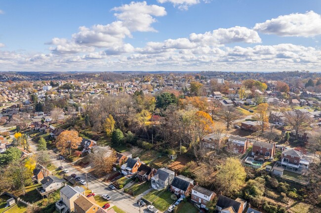 Building Photo - FULLY RENOVATED BEDROOM IN MUNHALL! LEASE ...