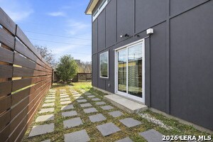 Building Photo - 122 Applin Ave