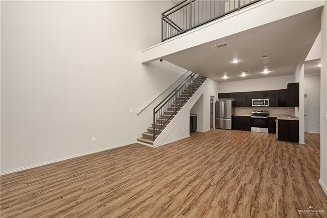 Building Photo - 810 Taylor St