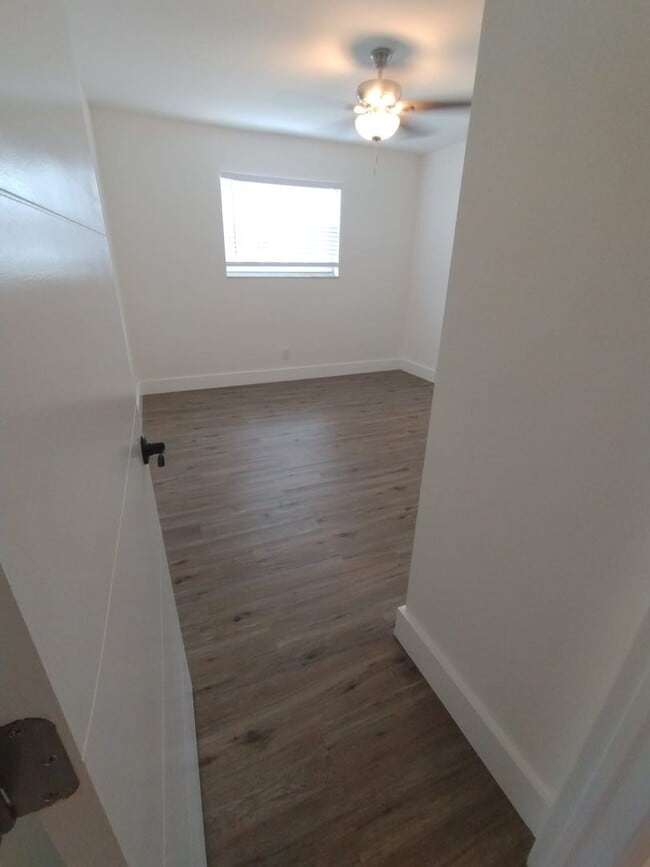 Building Photo - Beautifully Updated 2-Bedroom Home in Prime Location!