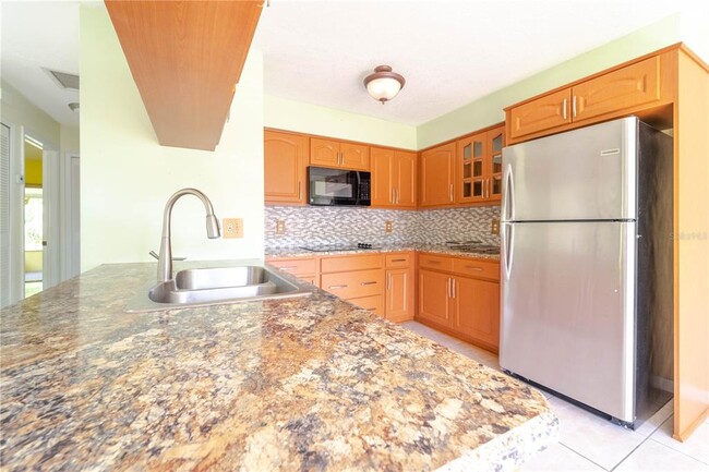 Building Photo - 3352 Netherwood Dr