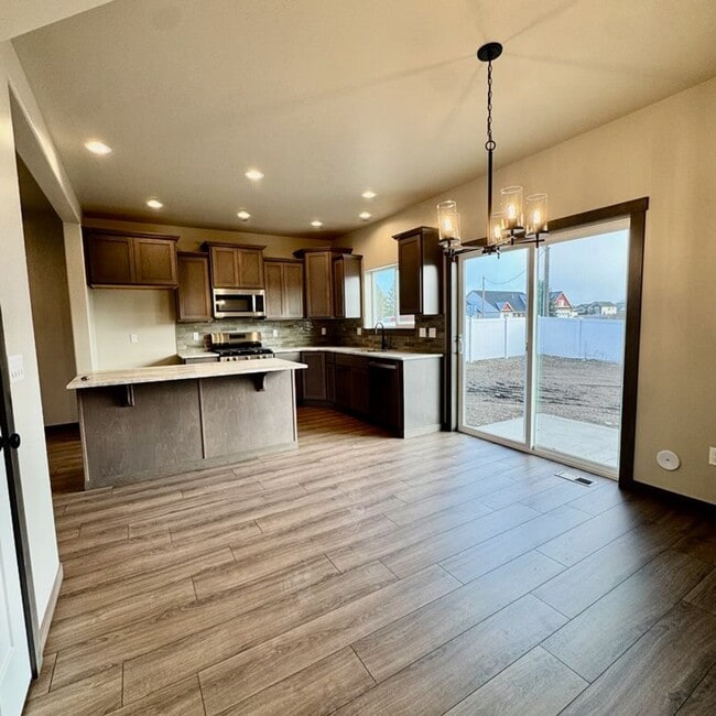 Building Photo - Newly Built 4-Bedroom Home in Great Neighborhood