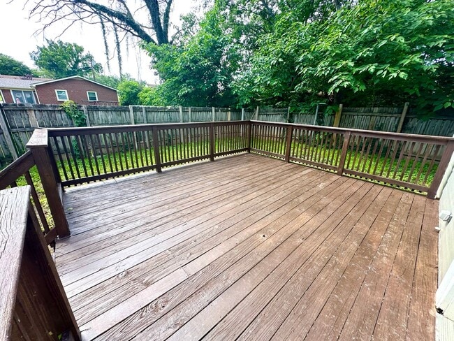 Building Photo - Updates to Inside and Outside!!  2/2 House with fence! Pet friendly!