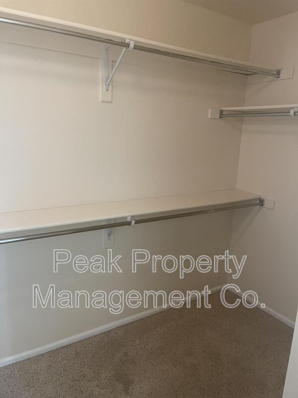 Building Photo - Precision Dr, 3903 Unit F