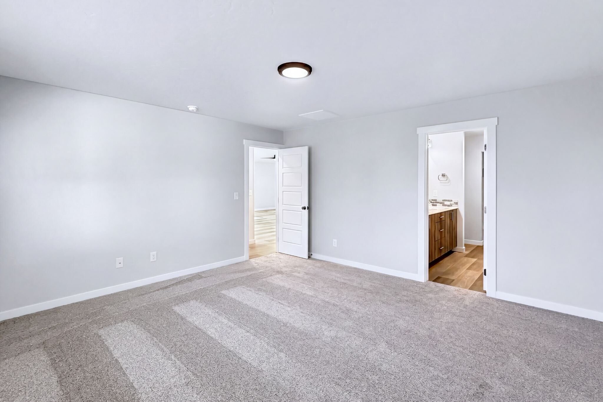 Building Photo - 10539 W Teratai St