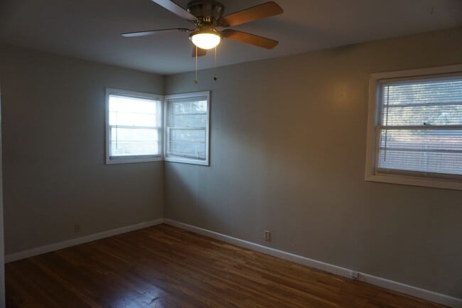 Building Photo - 2521 40th St