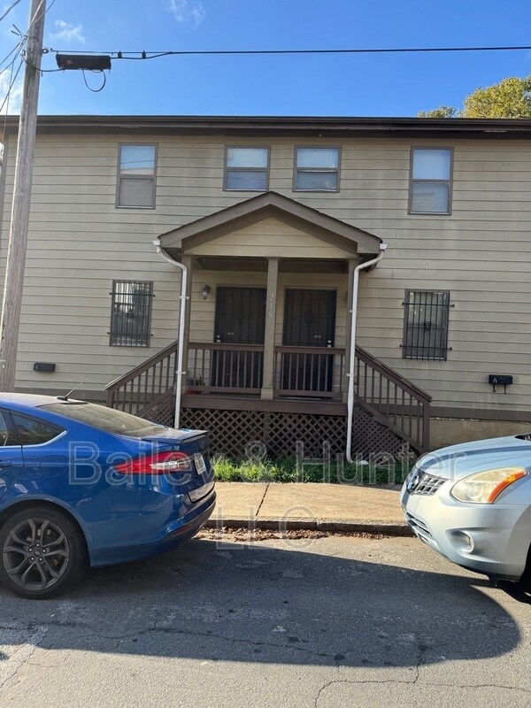 Primary Photo - 218 Crumley St SW