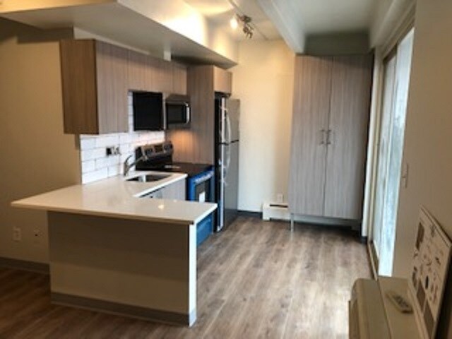 Building Photo - 800 Emerson