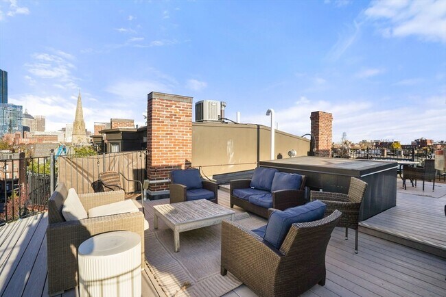 Building Photo - 533 Columbus Ave