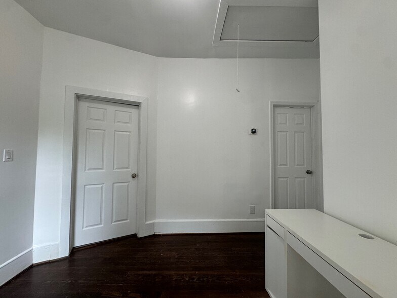 Building Photo - 99 Ormond St SE