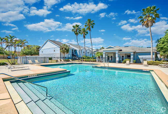 Building Photo - Sands at St Lucie