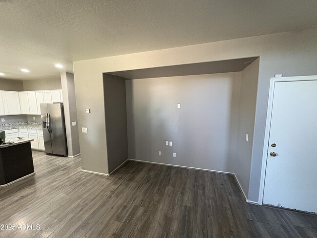 Building Photo - 16430 N 178th Ave