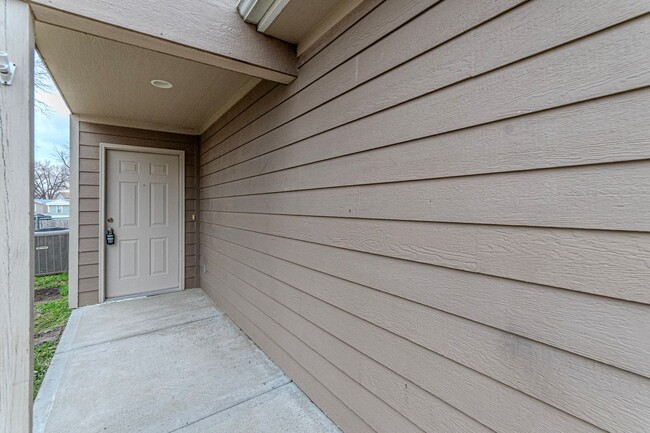 Building Photo - Please View 3D Virtual Walk-Through Before Scheduling a Showing