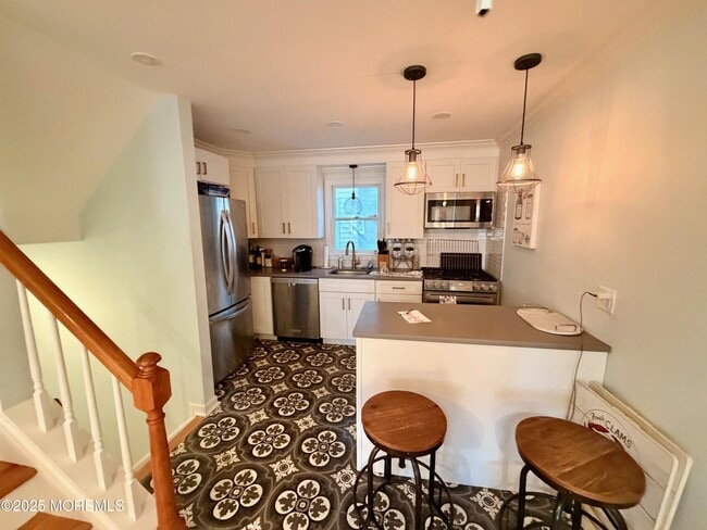 Building Photo - 7 Atlantic Ave