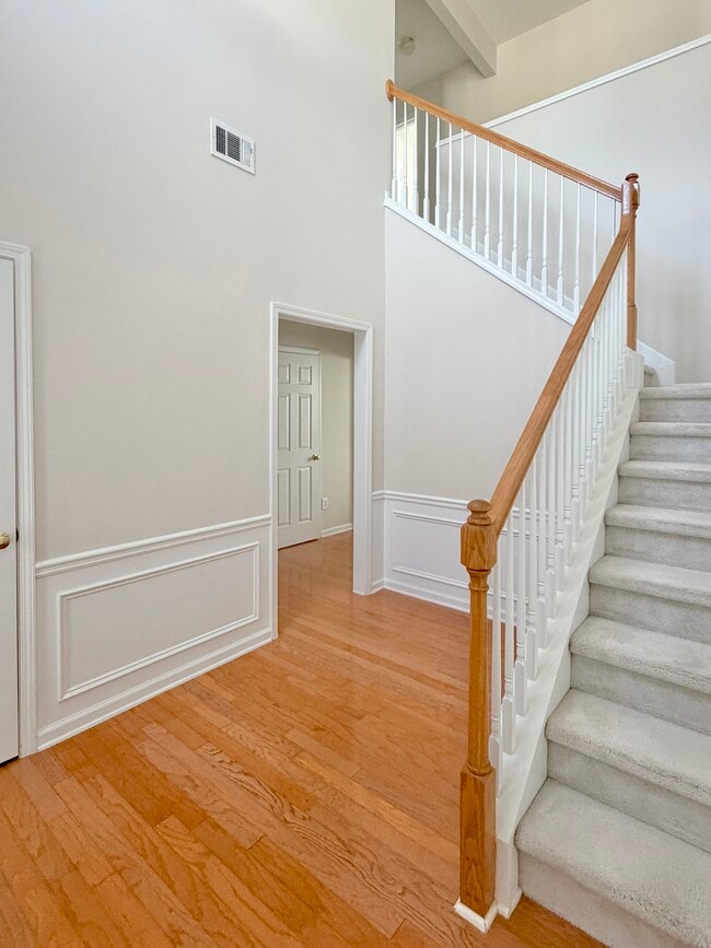 Building Photo - 510 Keeneland Ave