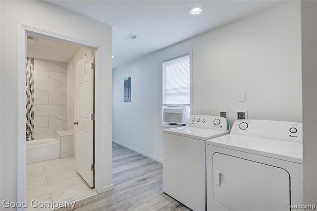 Building Photo - 23826 Kate Ave