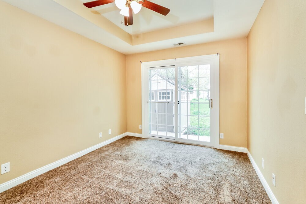 Building Photo - 1044 Avondale Ct