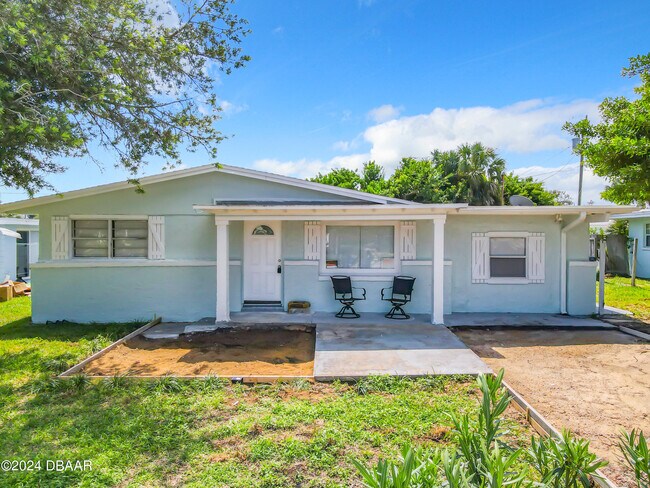 Building Photo - 152 Ponce De Leon Dr