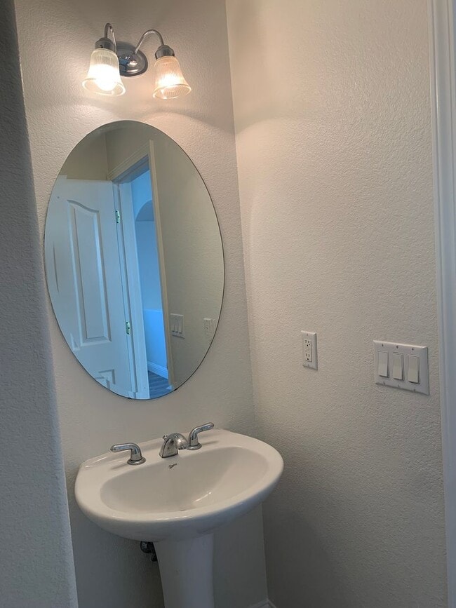 Building Photo - 5046 Dolcetto Ct