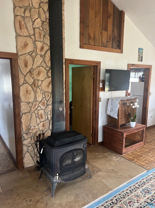 Building Photo - 389 Wyassup Rd