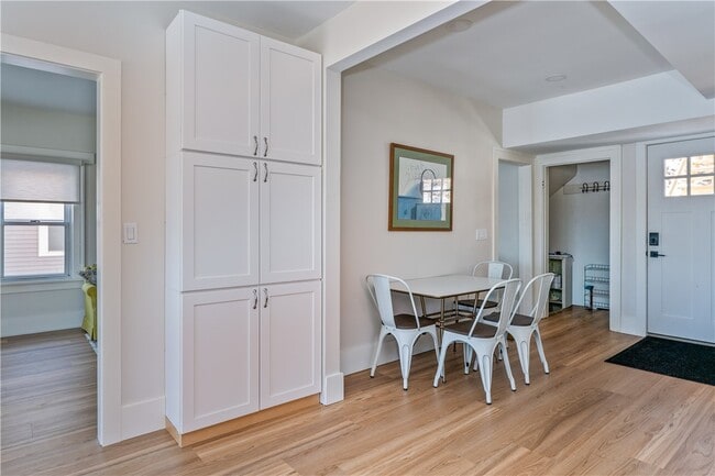 Building Photo - 1350 Bay Shore Blvd