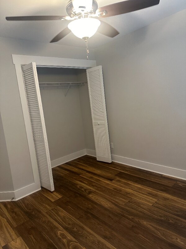 Building Photo - 4412 Shelborne Dr