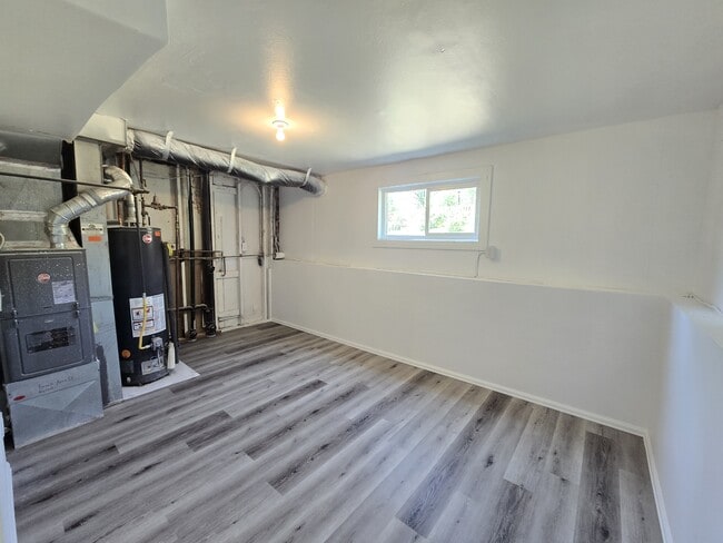 Building Photo - 4566 Adieu Cir