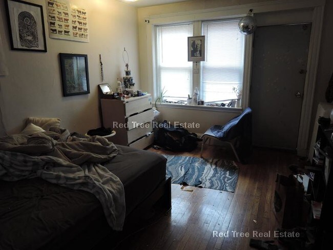 Building Photo - 1711 Commonwealth Ave