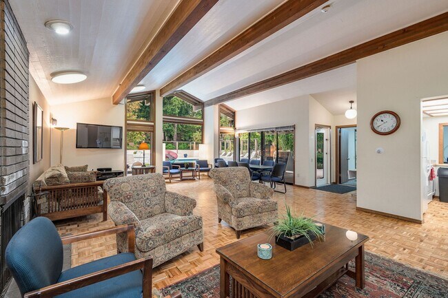 Building Photo - Pool’s Open! -Huge, refreshed 2 BR-2 Bath ...