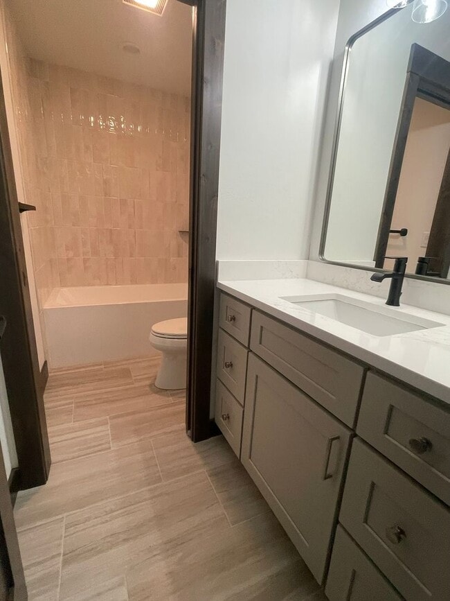 Building Photo - Whitefish Landing Town House