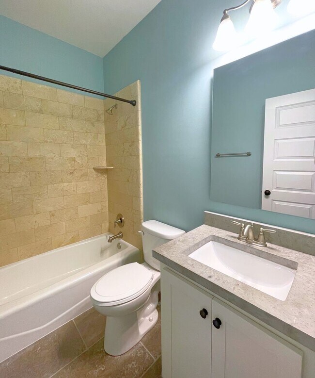 Building Photo - 3/2 updated home with amenities