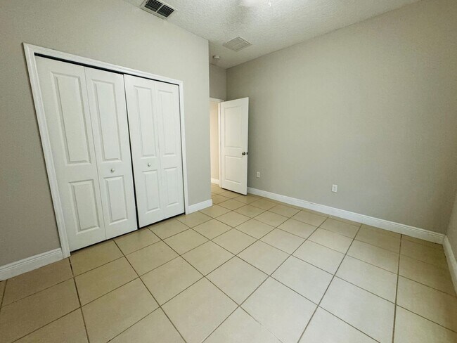 Building Photo - Spacious 4BR/2BA Home with Modern Upgrades – Rent Ready!!!
