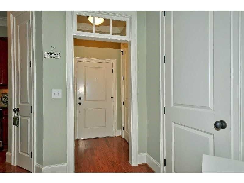 Building Photo - 3635 E Paces Cir