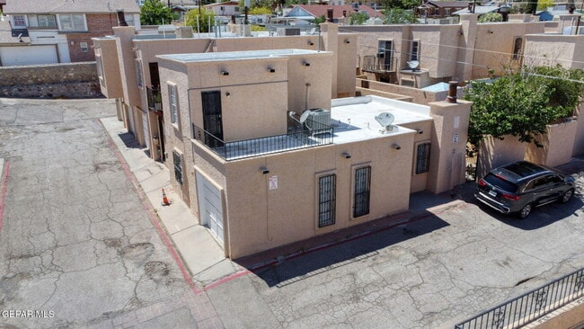Building Photo - 2520 San Jose Ave