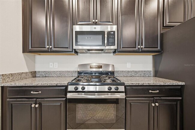 Building Photo - 21816 Crest Meadow Dr