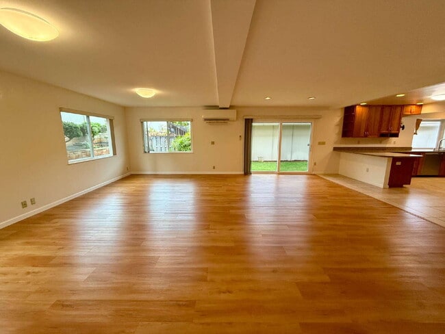 Building Photo - Spacious Upgraded 4-Bedroom Home in Waipio Gentry