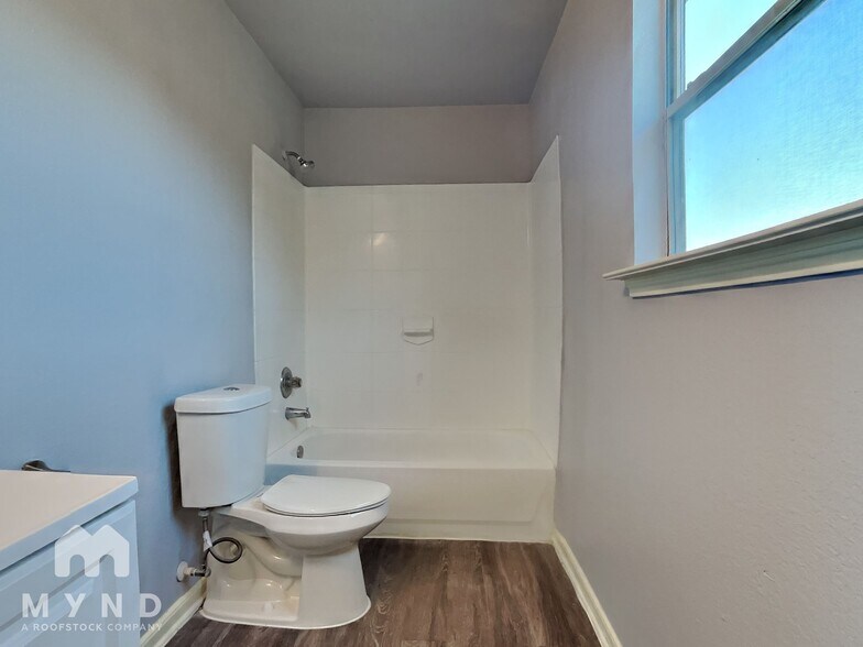Building Photo - 20811 Bonham Park Ln