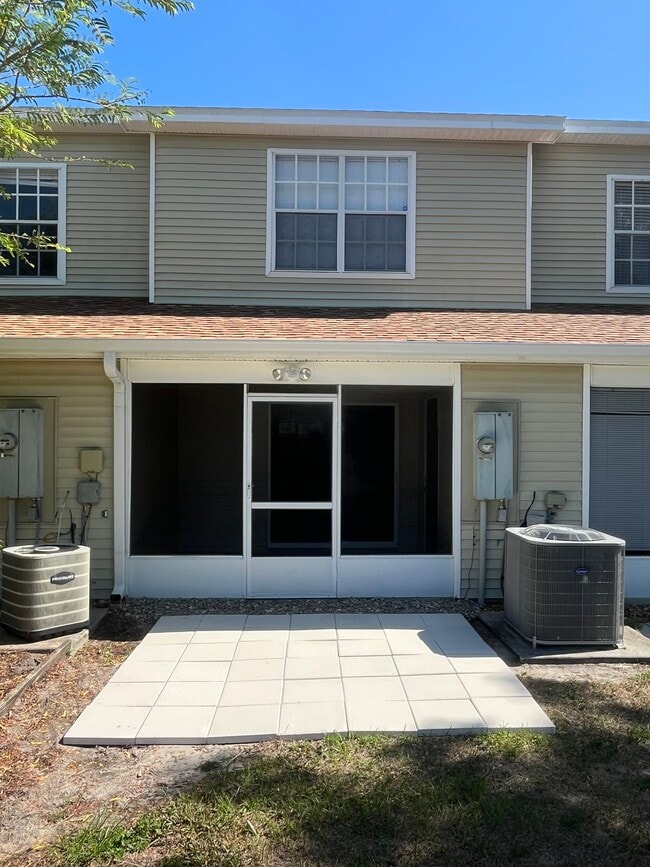 Building Photo - 4271 Plantation Cove Dr