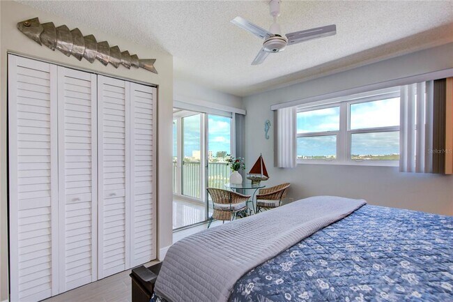 Building Photo - 10216 Regal Dr