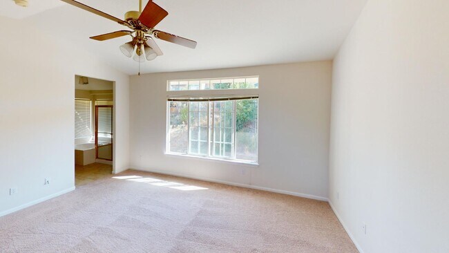 Building Photo - 4700 Hunter Peak Ct